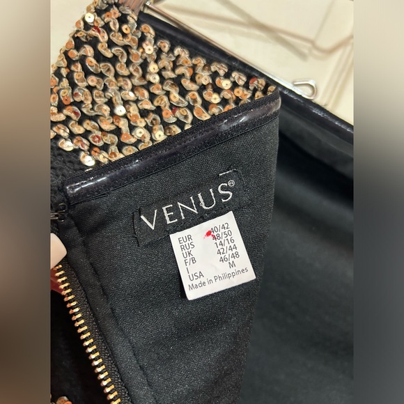 NWOT Venus Bandage Bodycon Dress Black and Gold M - Picture 7 of 8